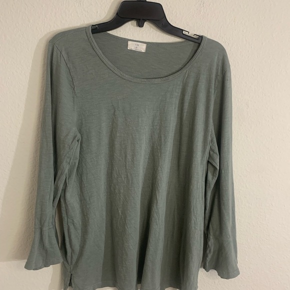5/$25 Anthropologie women’s Long-Sleeve Tee. Size XL EUC - Picture 2 of 4